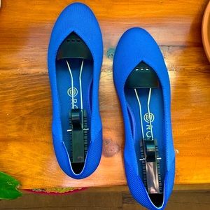 Rothy’s cornflower flats size 9.5